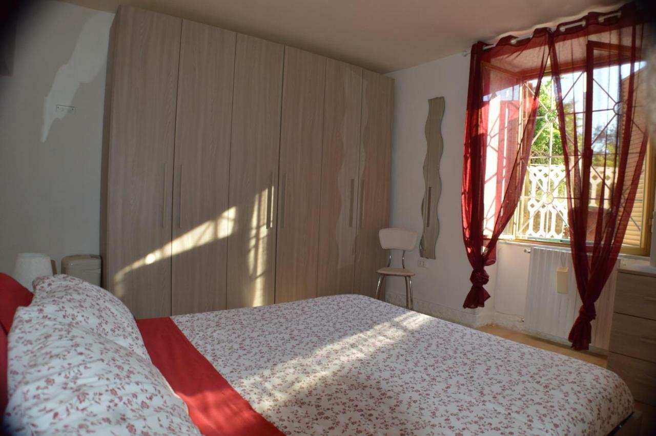 Niccolo I Apartment ลาสเปเซีย ภายนอก รูปภาพ